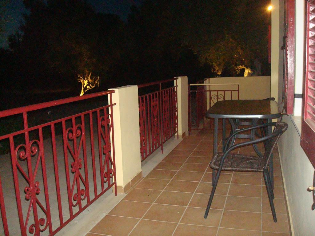 To Agridi Appartement Tsoukaládhes Buitenkant foto