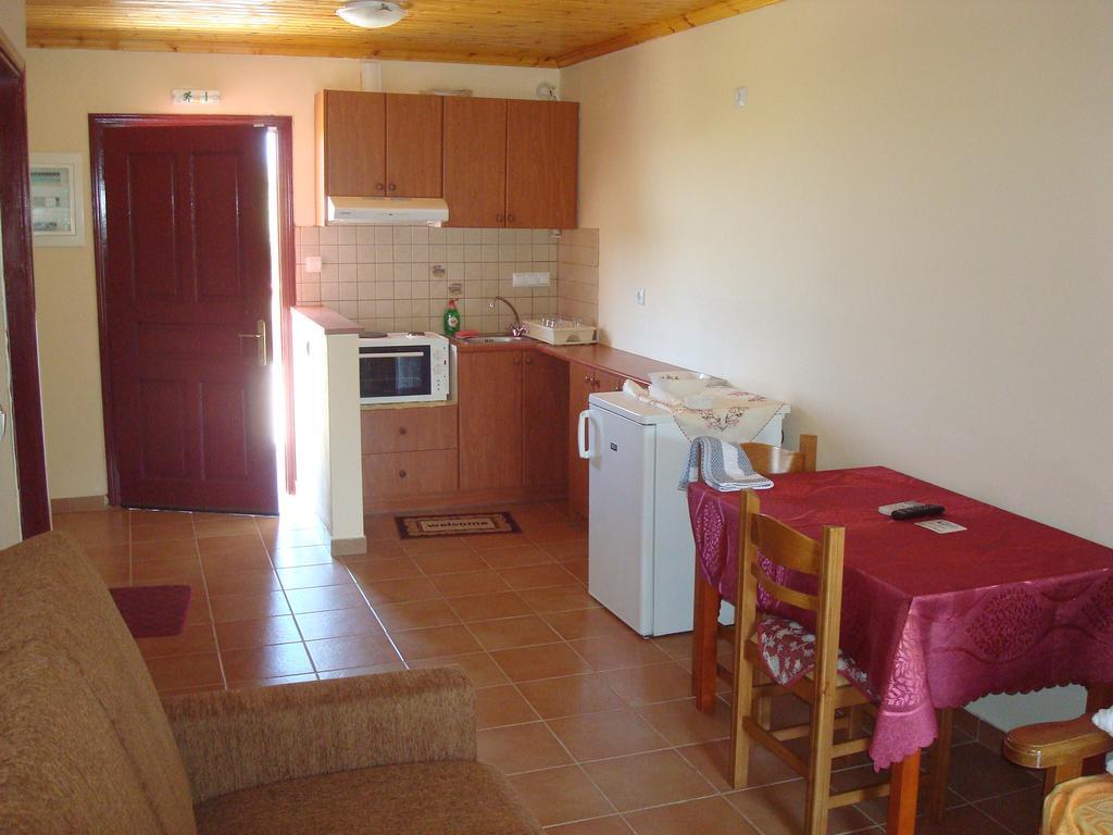 To Agridi Appartement Tsoukaládhes Buitenkant foto